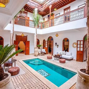 **** Riad Adika & Marrocos